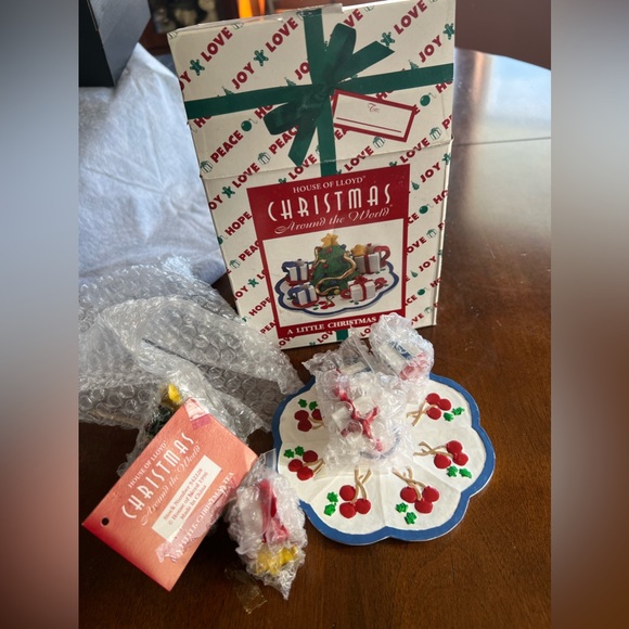 House Of Lloyd Mini Tea Set "A Little Christmas Tea"  Set 1996 5.5" plate - Picture 1 of 5